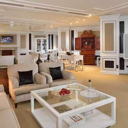 Ξενοδοχείο Victoria Gran Melia