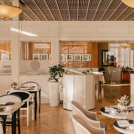 Ξενοδοχείο Victoria Gran Melia 5*